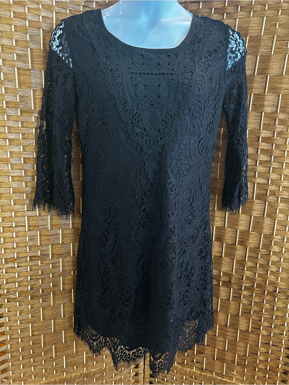 Monoreno Black Lace Dress 3/4 Sleeve Scalloped Hem Boho Shift L